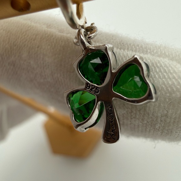 Shan Gre 925 Silver & Green Glass 3 Leaf Clover Drop Earrings - Picture 8 of 9